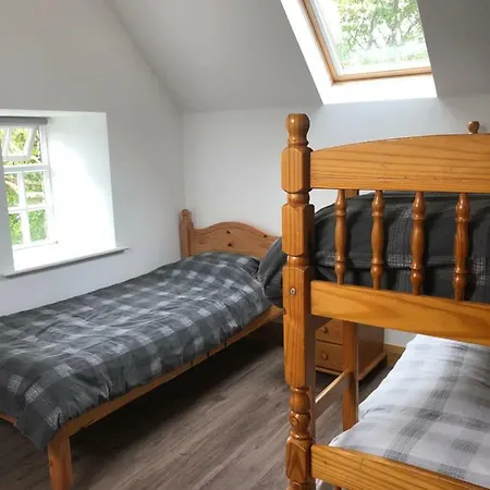 Coach House *